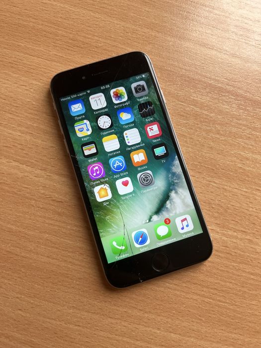 Apple Iphone 6 16 GB Space Gray в доброму стані