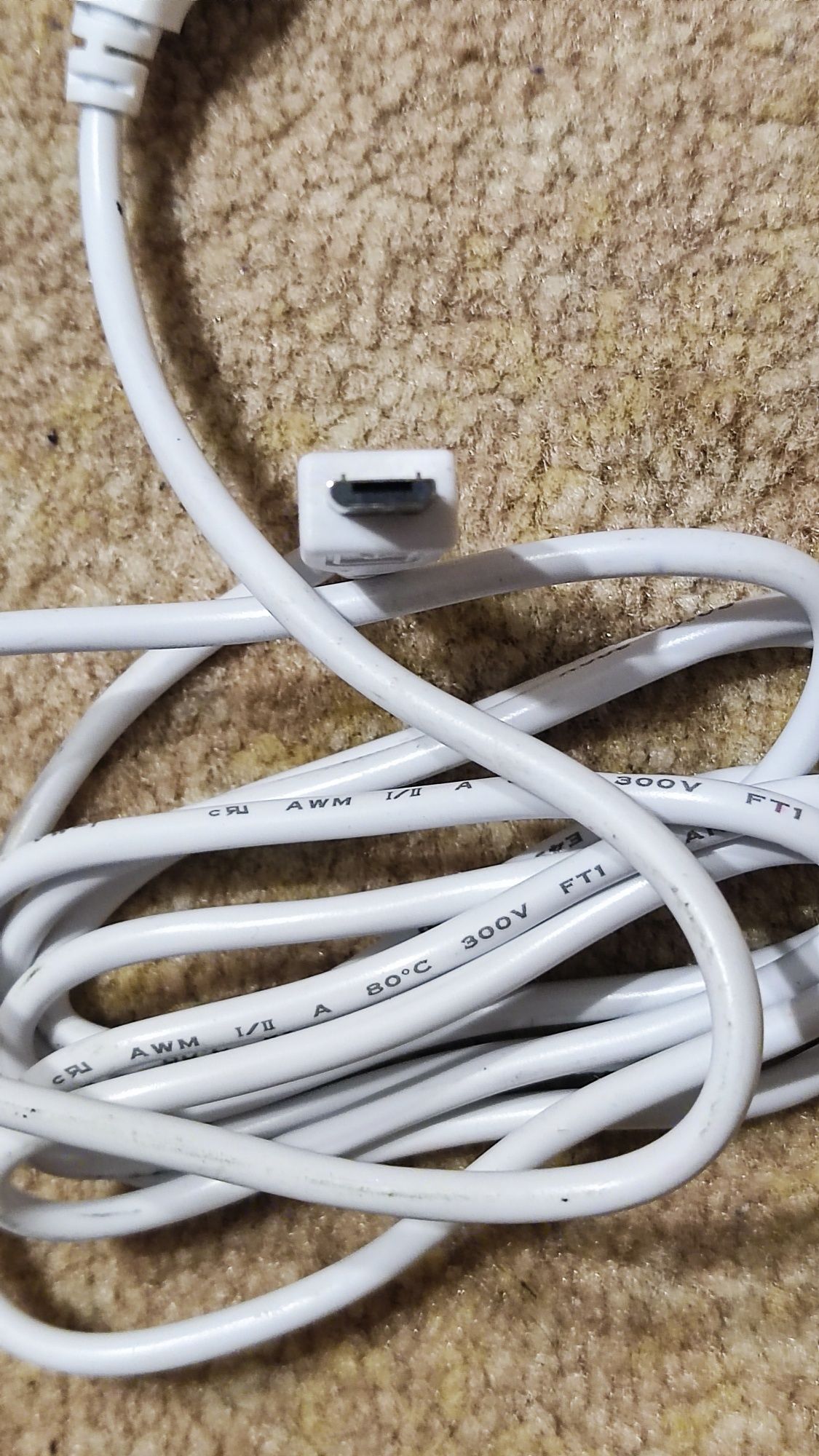Zasilacz USB -> micro USB 5W (5V, 1A) z kablem 1,5m