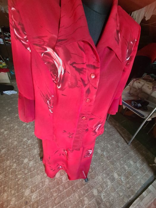 Żakiet ze spódnicą