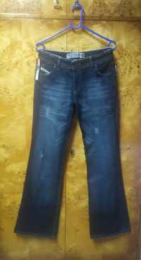 Spodnie jeansowe Nowe dżinsy Diesel Industry Denim Devision r.32 Italy