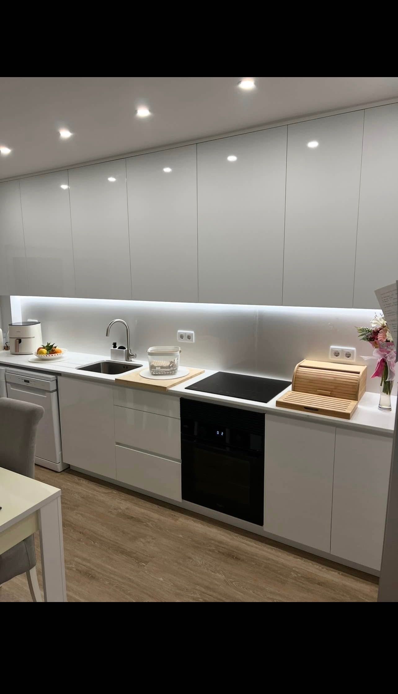T2, remodelado, Odivelas, 1500€ (negociável)