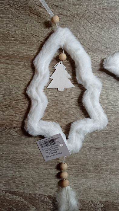 Іграшки на ялинку, новорічний декор