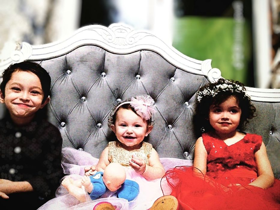 Доброго дня я мати одиначка в мене троє дітей потребуємо допомоги