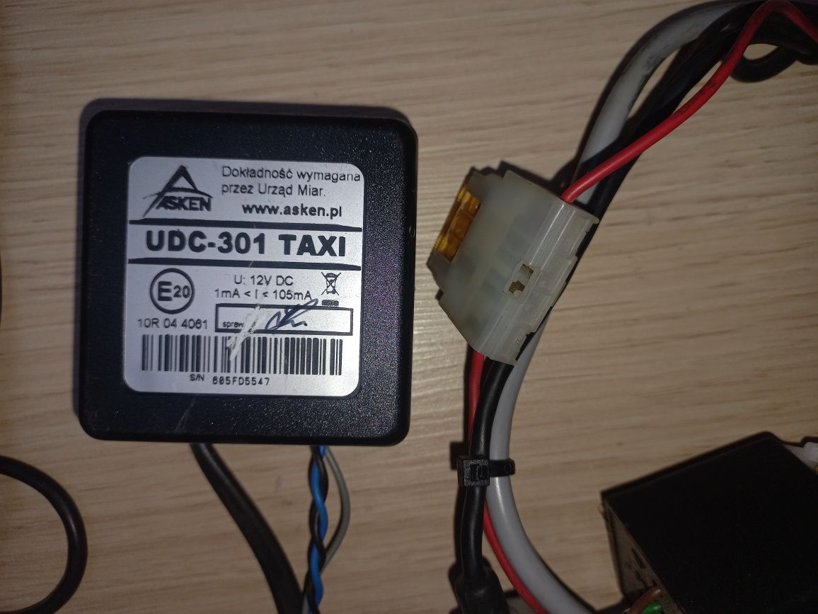 taksometr elektroniczny TX 06 fiskalny z modułem UDC-301 TAXI
