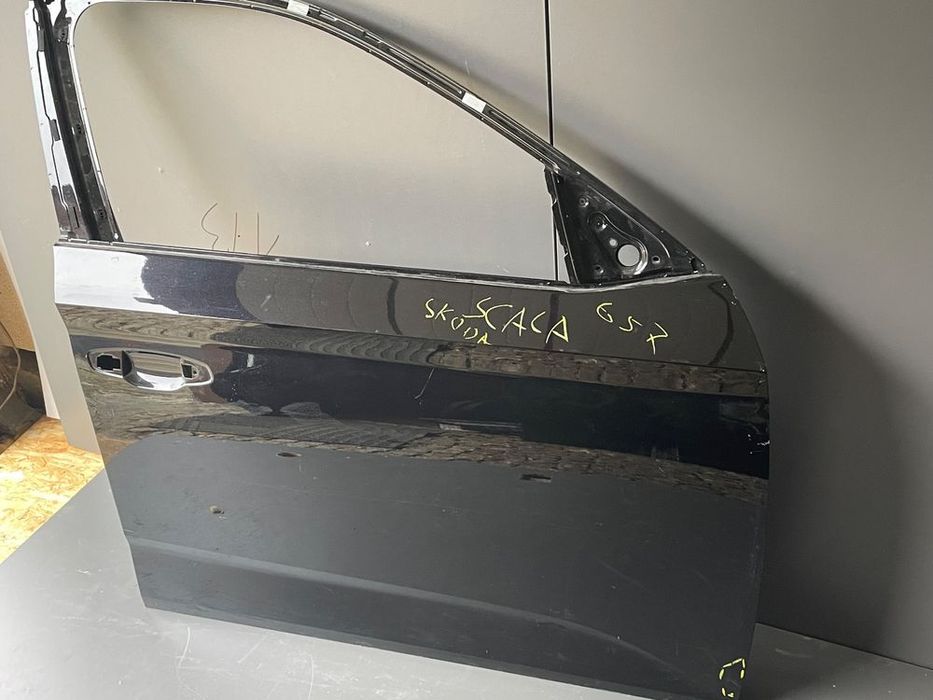 skoda scala drzwi przednie przód prawe czarna ładne
