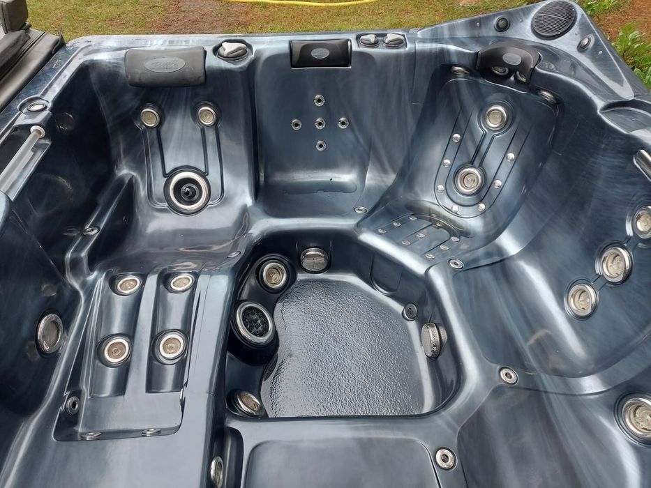 Jacuzzi ogrodowe amerykańskie Dynasty Spas 235x235.