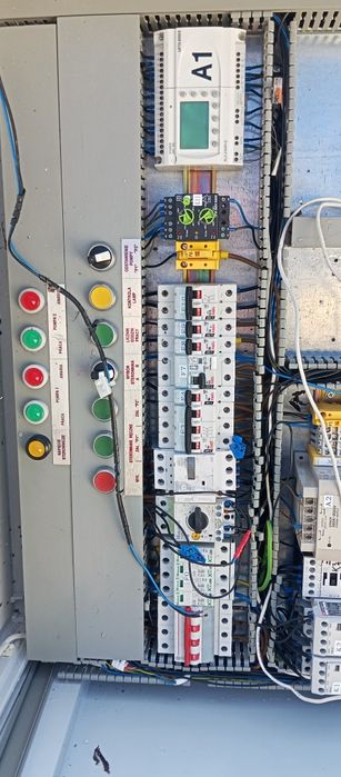 skrzynka sterownicza rozdzielnica elektryczna, sterująca
