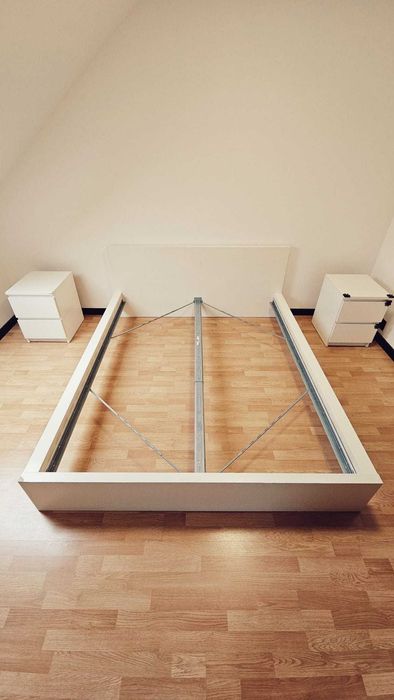 Łóżko IKEA 160x200 + stelaż premium wzmacniany + 2 szafki nocne GRATIS