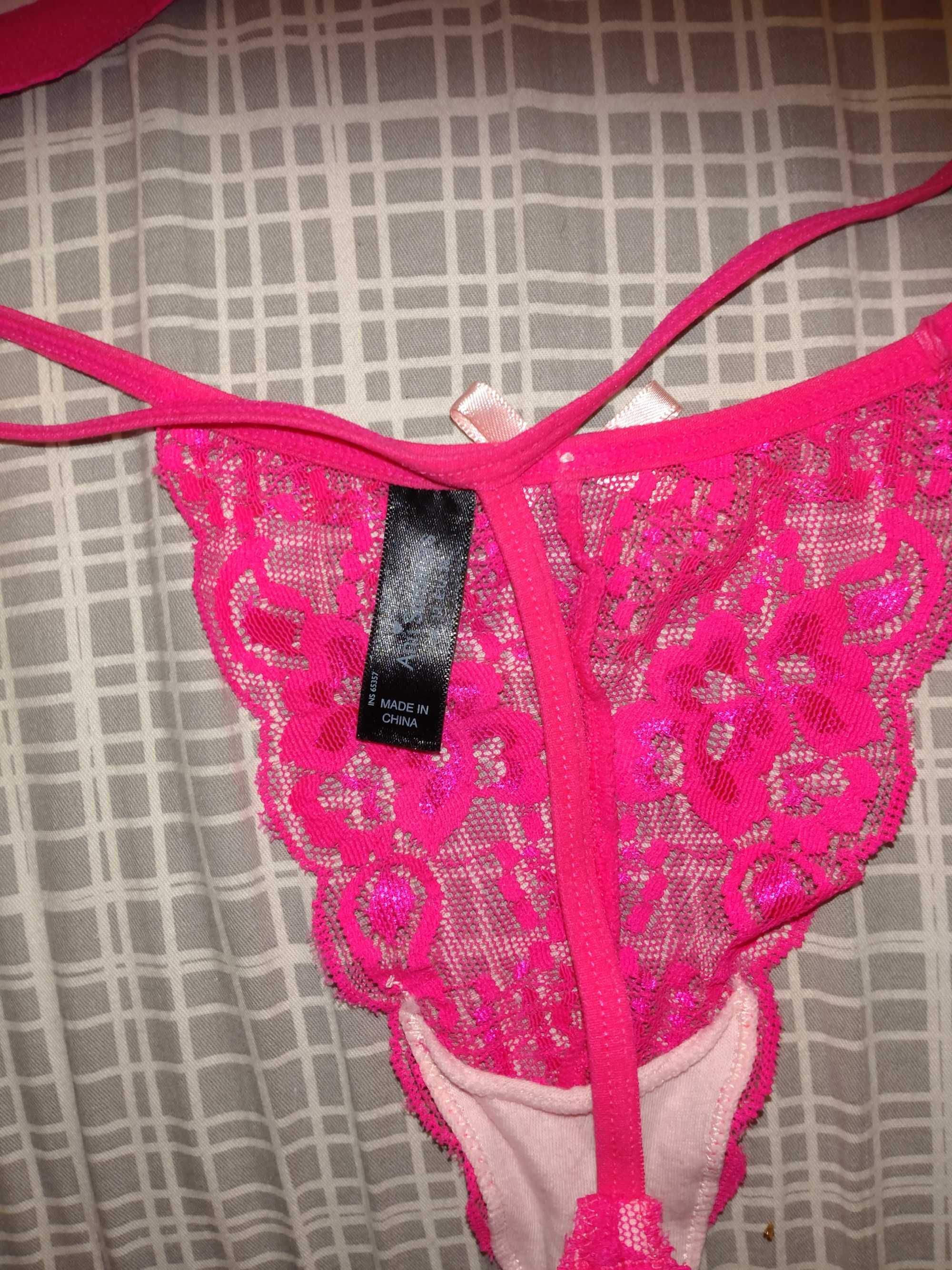 Komplet Ann Summers 80D biustonosz M stringi rózowy