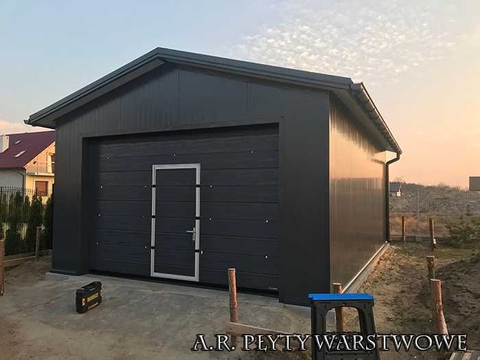 Garaż z płyty warstwowej garaż ocieplany hala przemysłowa  EPS PIR