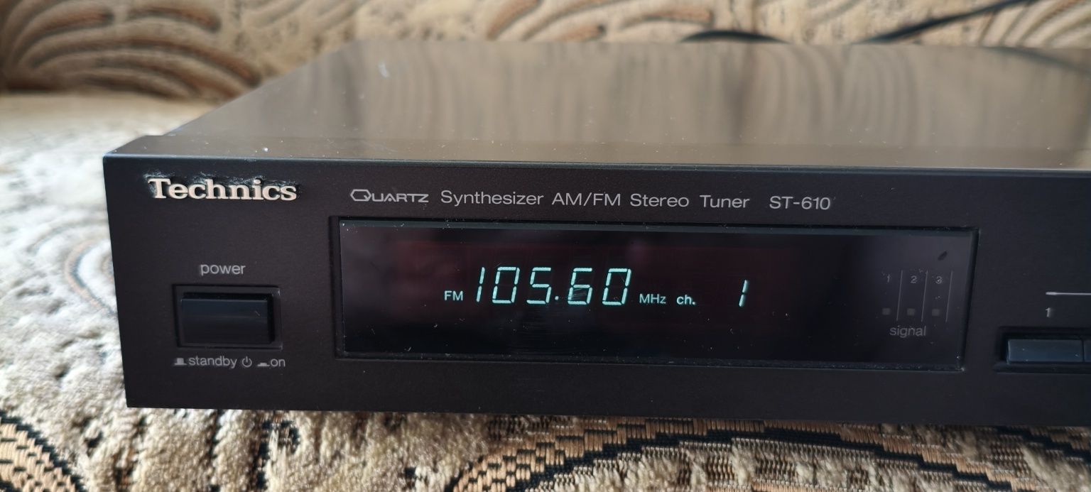 Tuner technics ST-620