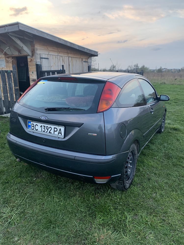 Ford Focus mk1 2002 року