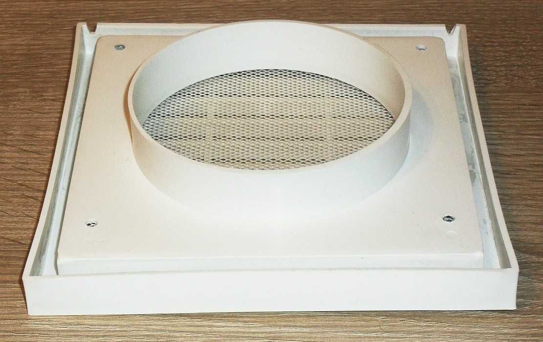 Kratka wentylacyjna 158 x 158 mm z siatką, kołnierzem fi 100 mm