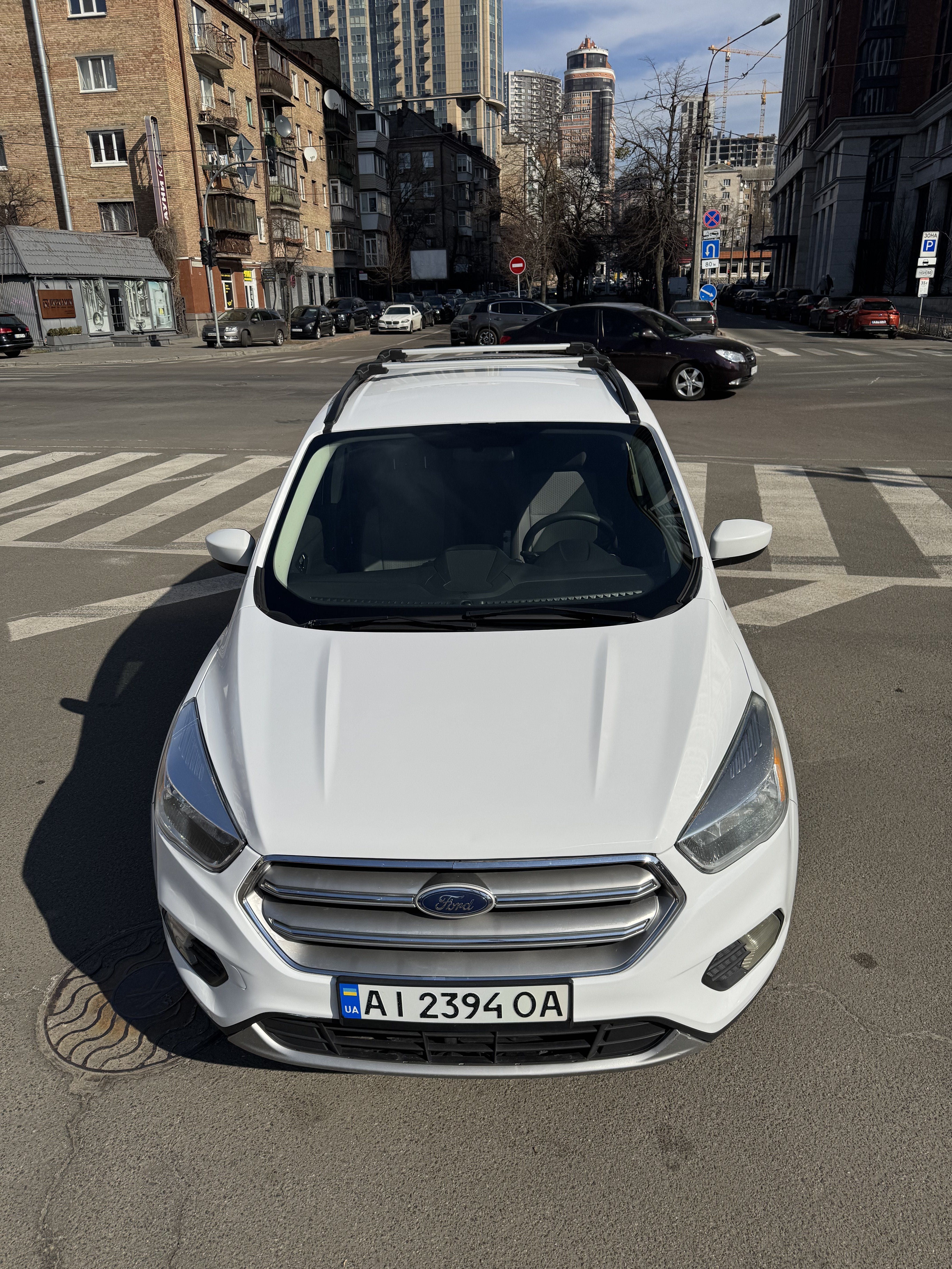 Ford Escape 2018 White 1.5L ecoboost 4x4 sync3