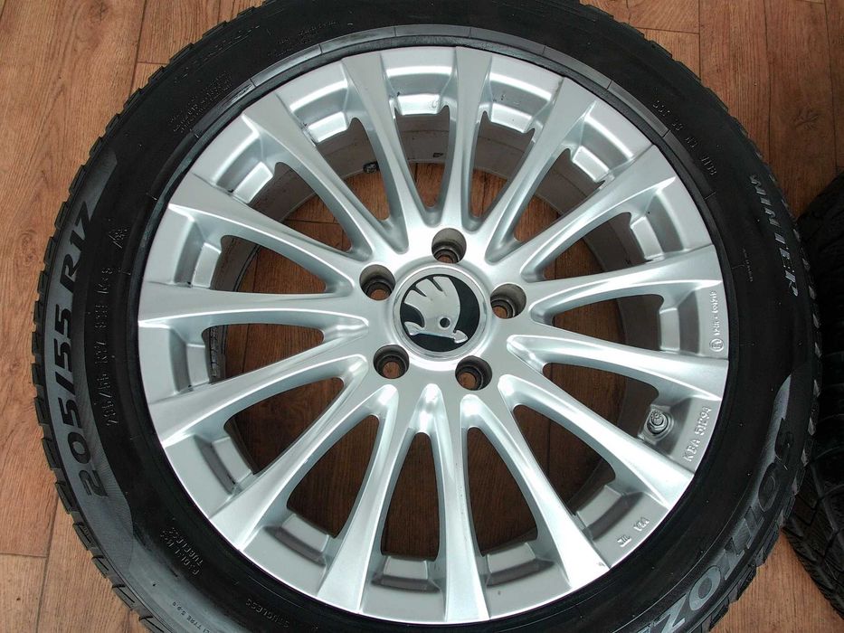 Felgi Skoda Seat VW Audi 17 5x112 ET 38 ładne!