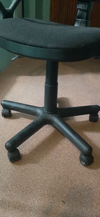 Офисные стулья,кресла