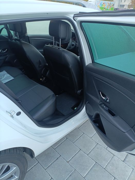 Продам авто Renault Megan  2013 року пригнане з Францій,