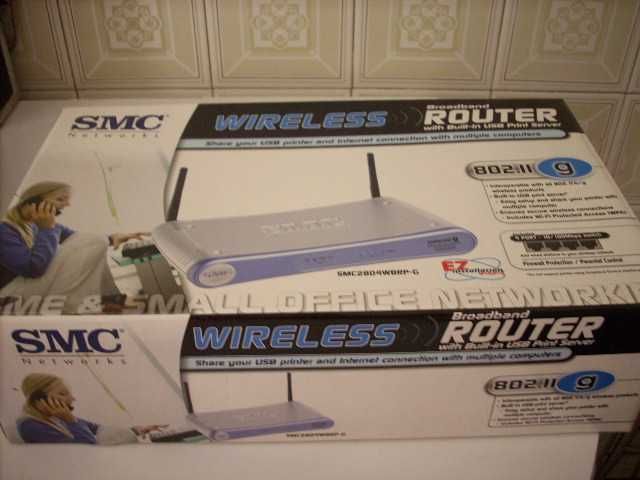 Router SMC Wireless Barricade SMC2804WBRP-G, com todos os acessórios