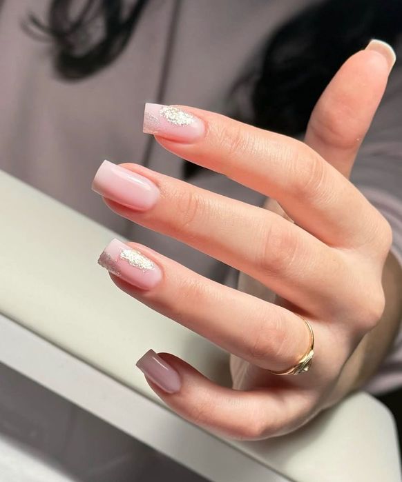 Шукаю дівчаток на манікюр