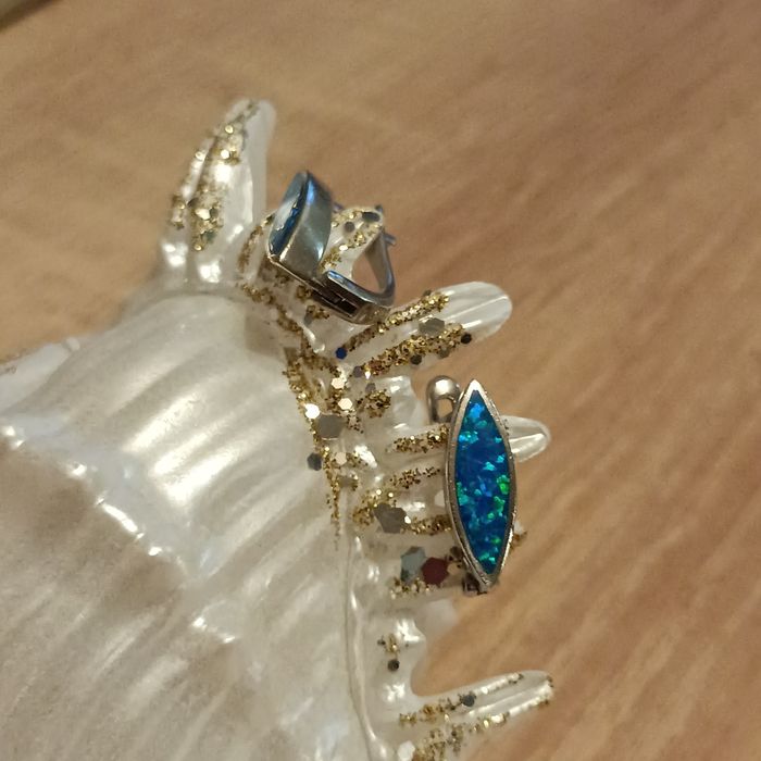 Кольца, серьги женские серебро.