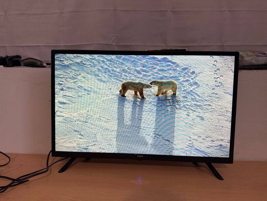 Телевізор CHiQ 32” HD LED