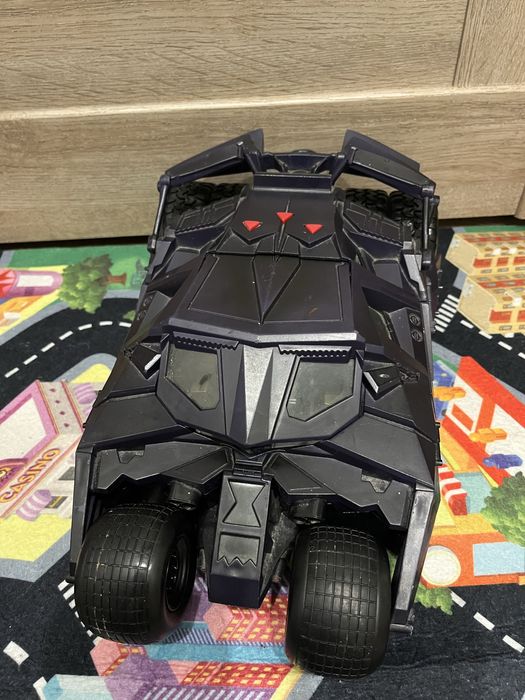 Бетмобіль великий