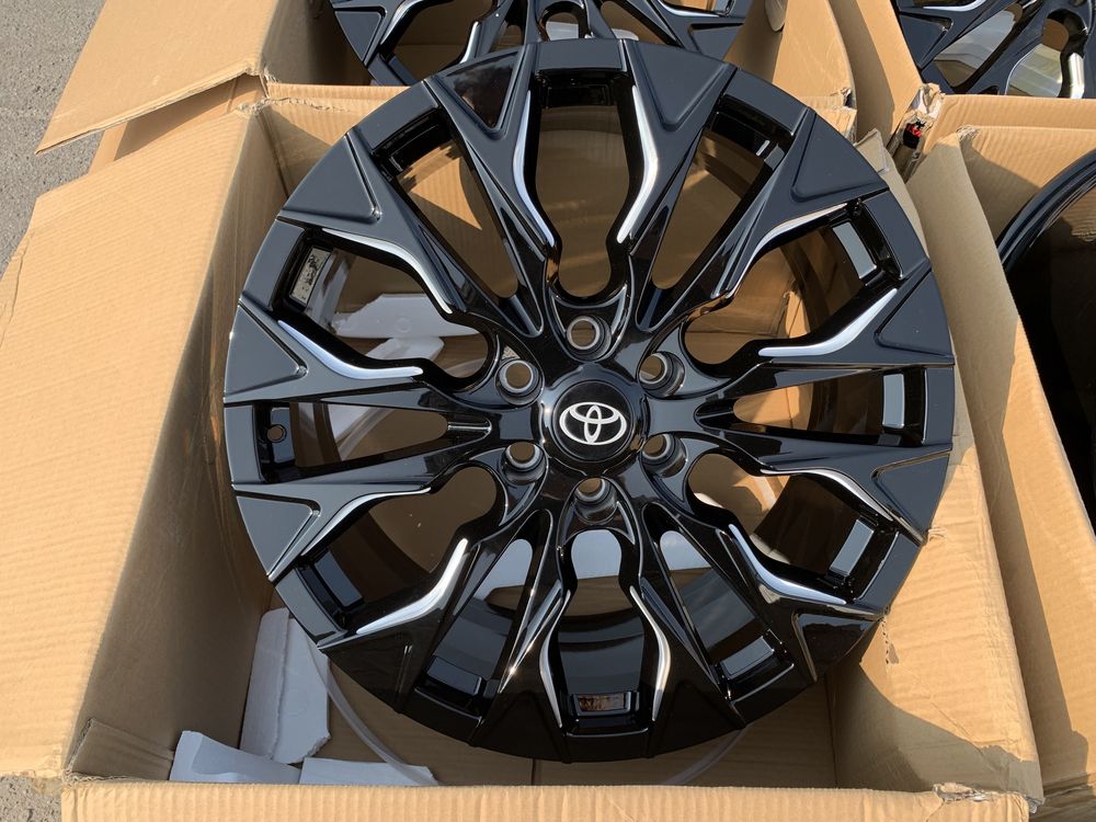 99 НОВЫЕ Кованные диски Phantom Carbon Toyota Lexus  6/139.7 R22 et50