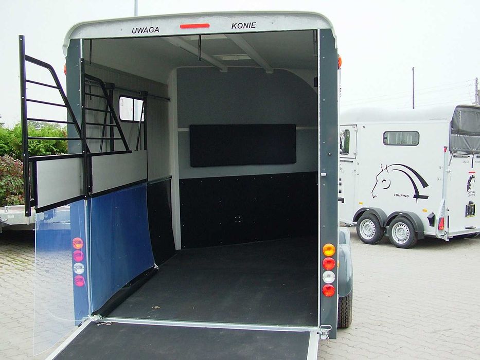 Przyczepa do koni, Trzykonna Aluminiowa