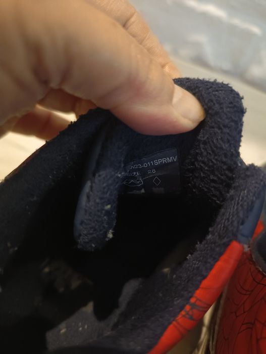 Buty świecące do kostki Spider-Man rozmiar 28