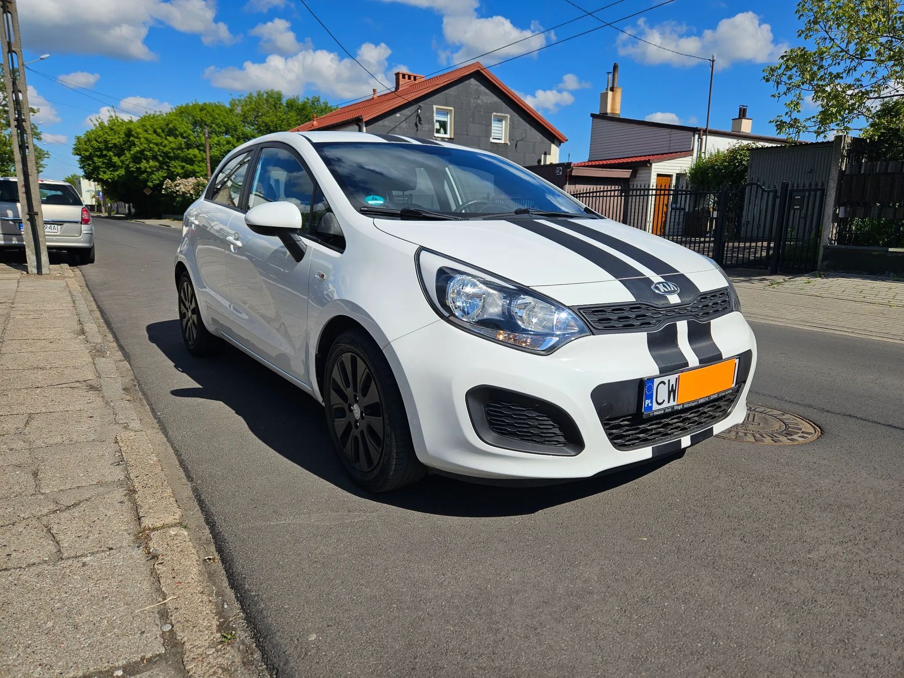 Kia Rio 1,2 16V klimatyzacja nawigacja ładna zarejestrowana