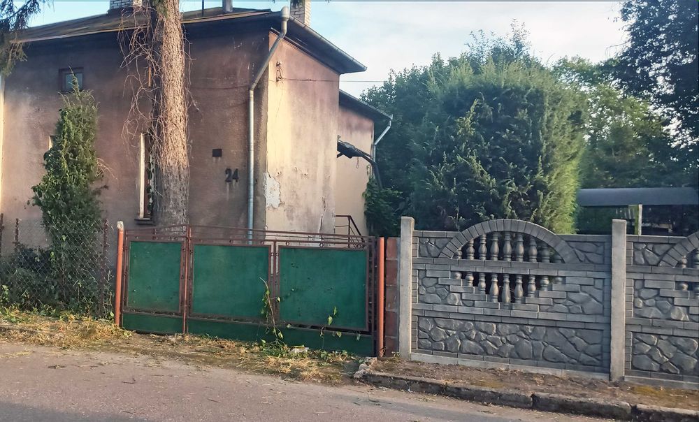 Продається будинок Рава Руська земельна ділянка квартира Рава-Руська