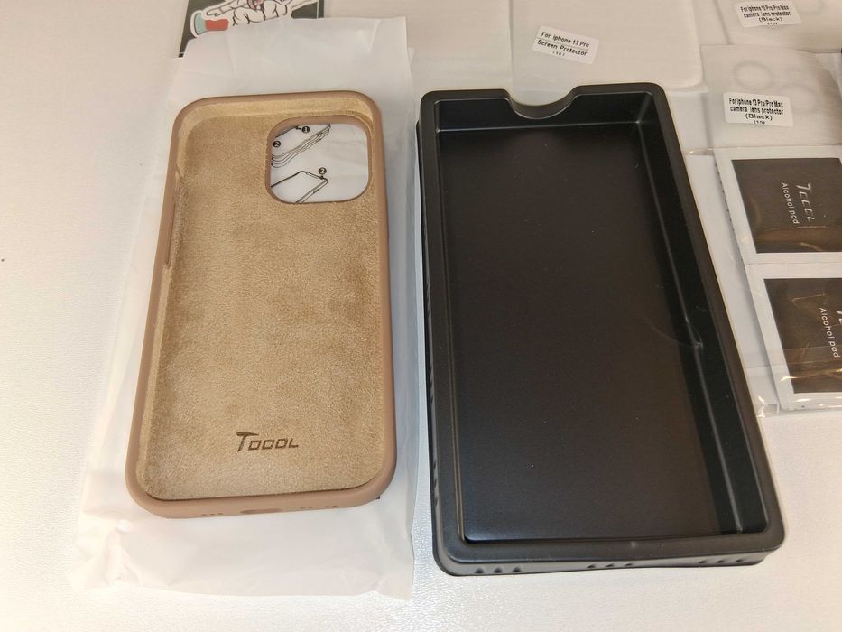 Y038 Zestaw Ochronny TOCOL do iPhone 13 Pro Etui Szkło