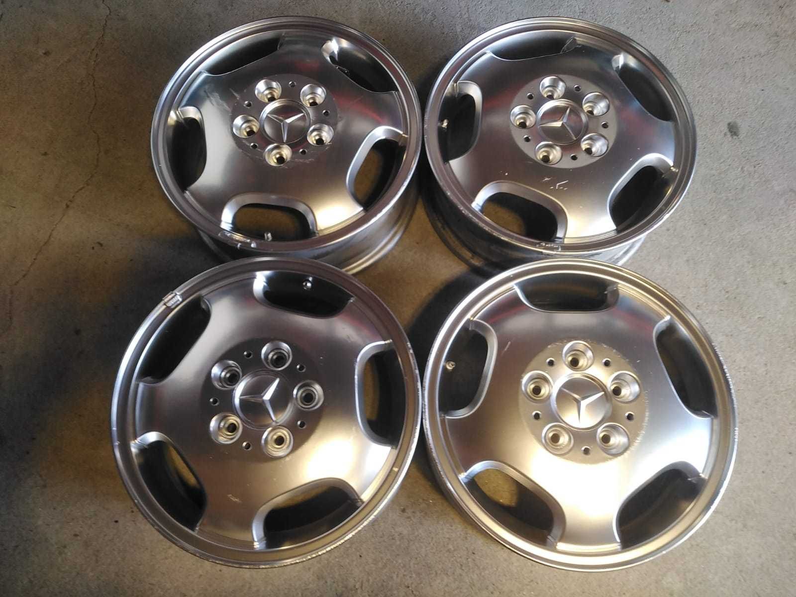 4 Jantes Mercedes 5 1/2 J X 15 ET 54 5X112