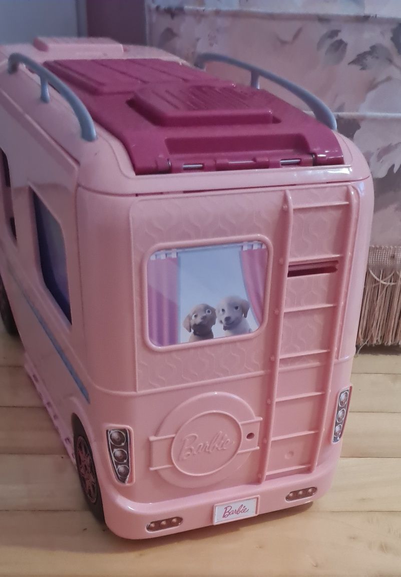 Kamper dla Barbie