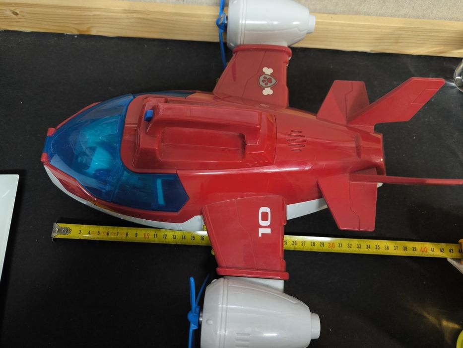 Avião Patrulha Pata 10
Avião de brinquedo da Patrulha Pata, com detalh