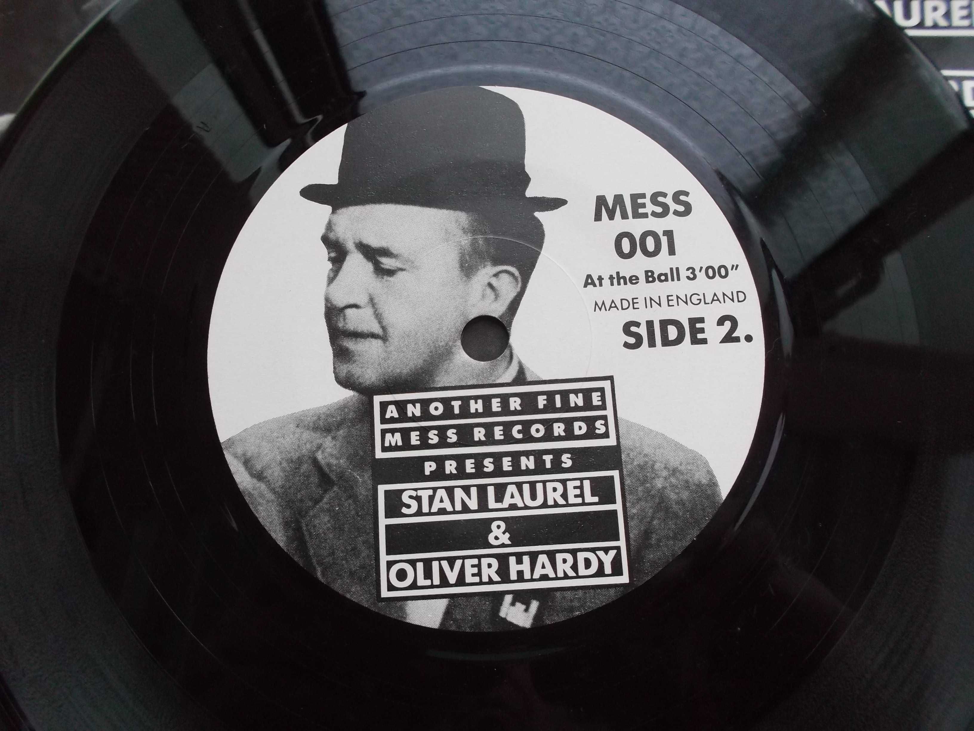Vinyl 7 - Stan Laurel & Oliver Hardy - The Trail Of The Lonesome Pine