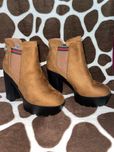 Botas senhora - ARTIGO NOVO