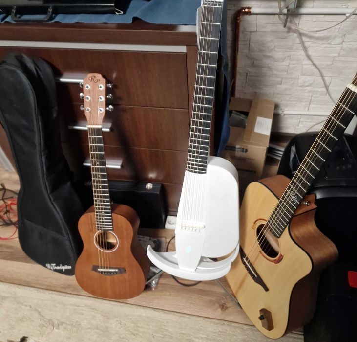 Trawel Gitara 81cm.Nowa,ciekawe gratisy w tym przenośny wzmacniacz!