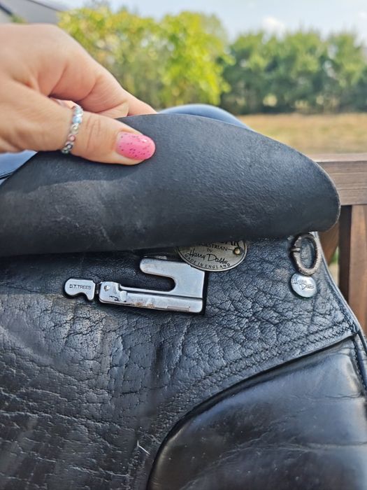 Siodło ujeżdzeniowe Jaguar 17 M