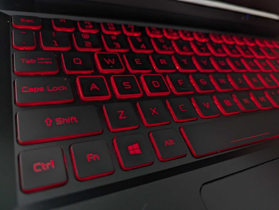 LAPTOP GAMINGOWY Acer Nitro RTX 3050 i5-11400H 144hz Komputer