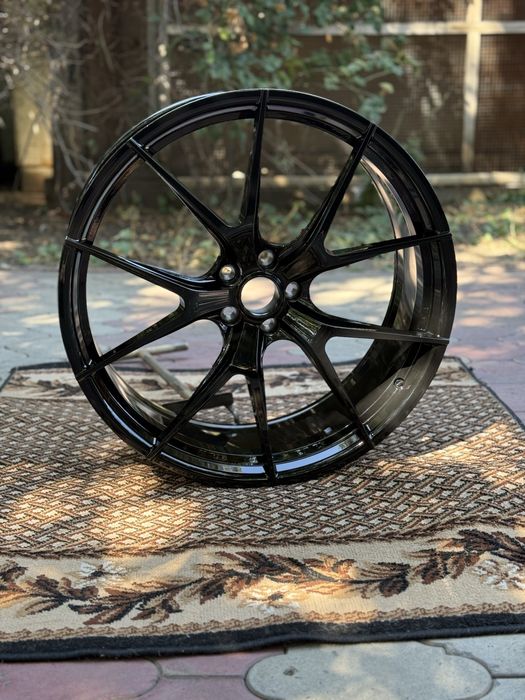 В продаже кованные диски R22