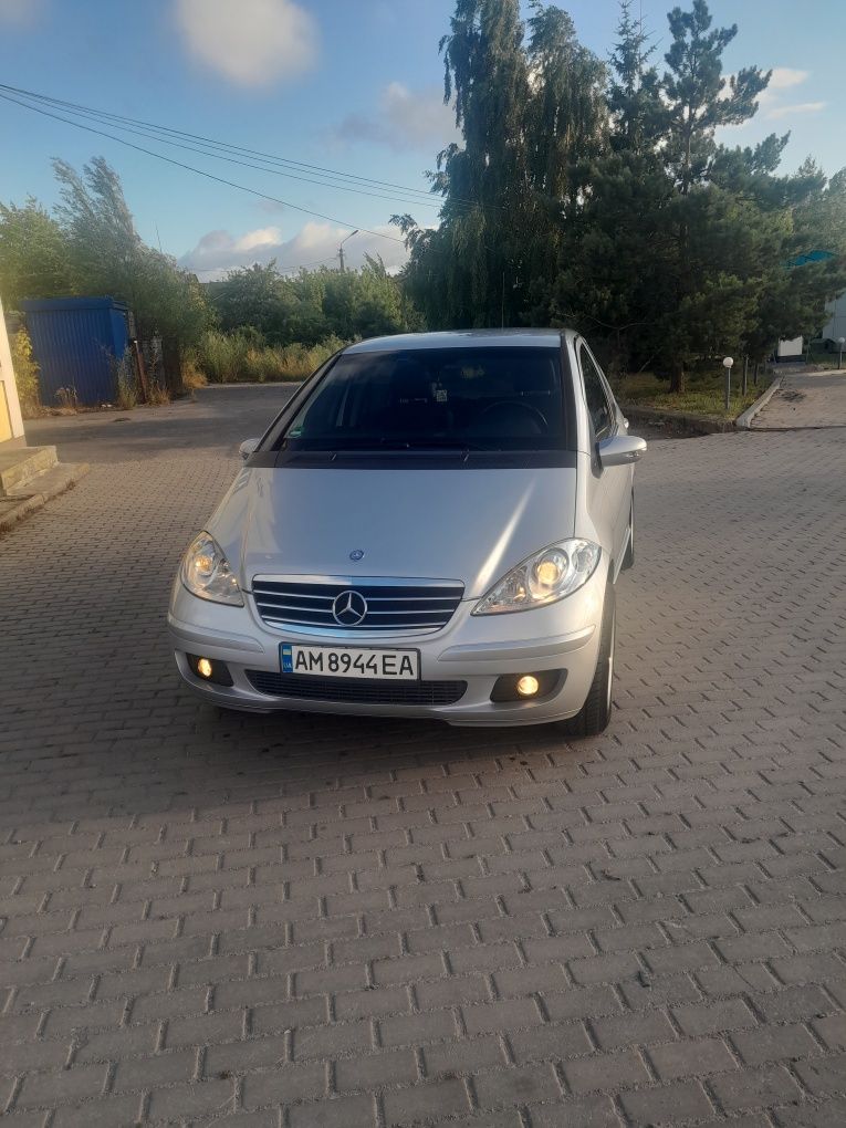 Мерседес А 150 в доброту стані