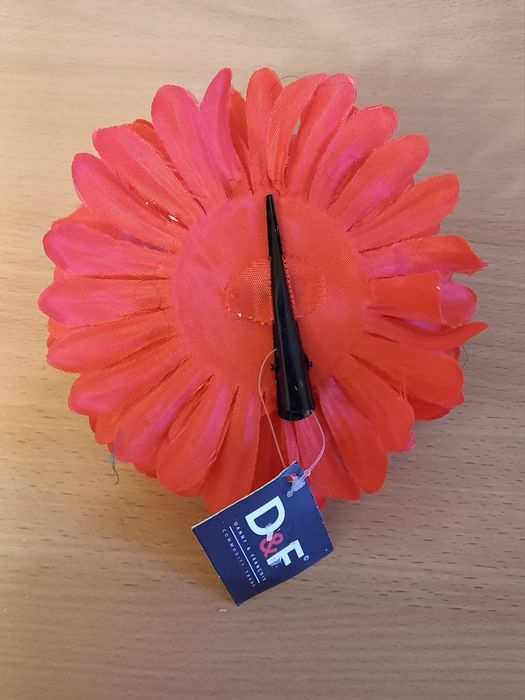 Заколка для декора