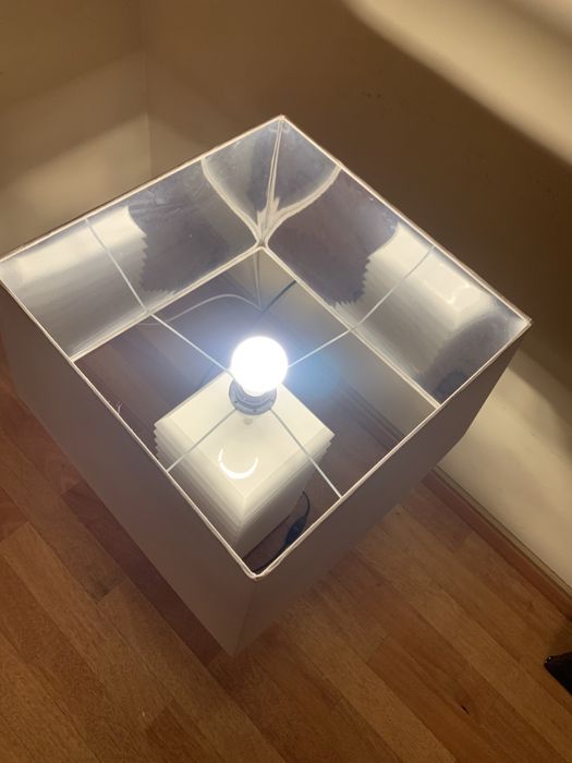 Candeeiro decorativo lacado