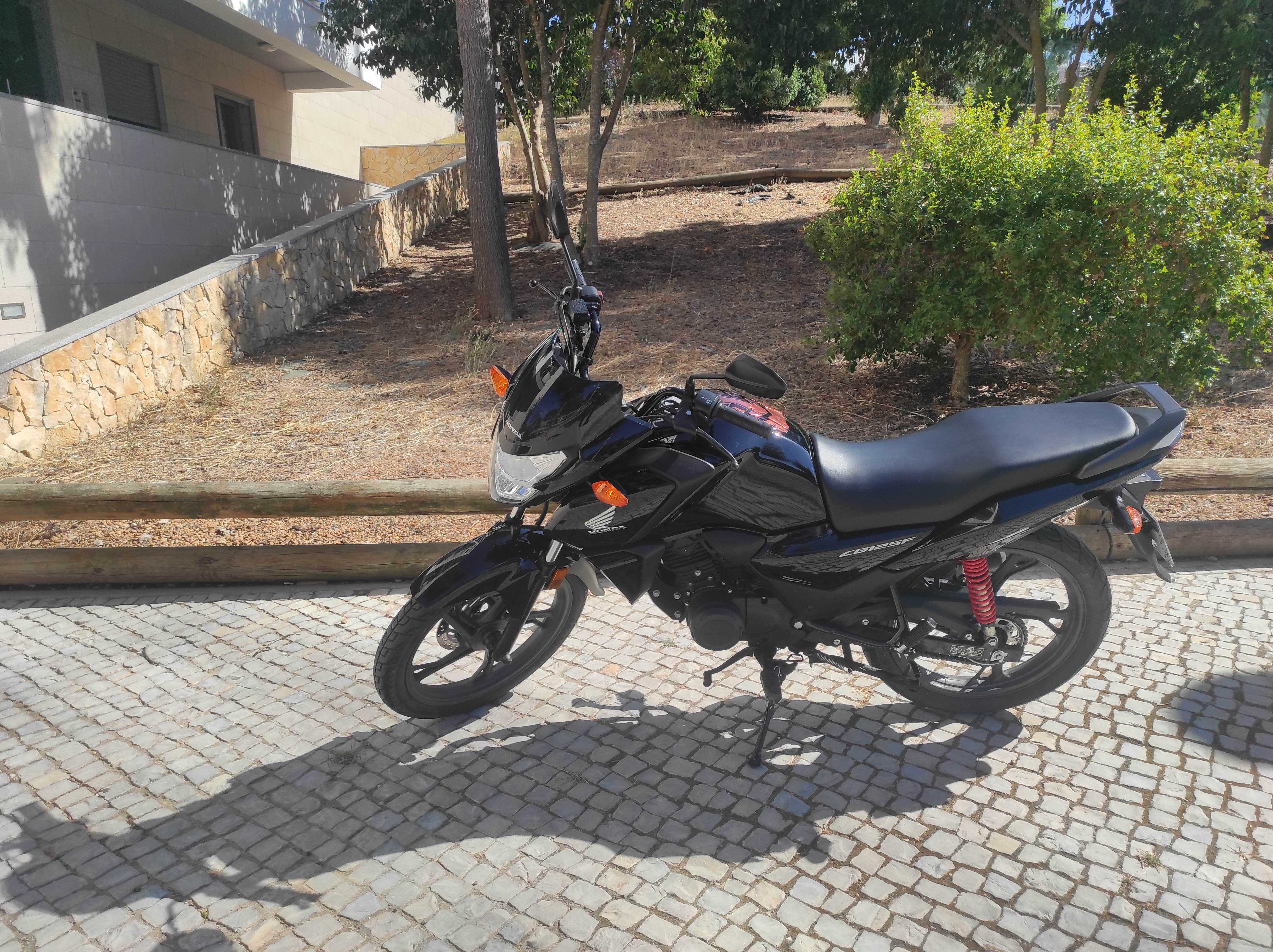 Honda CB 125 f 2024