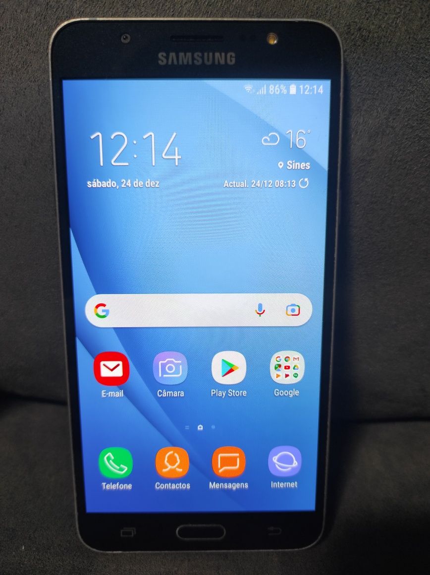 Telemóvel Samsung Galaxy J7 16GB