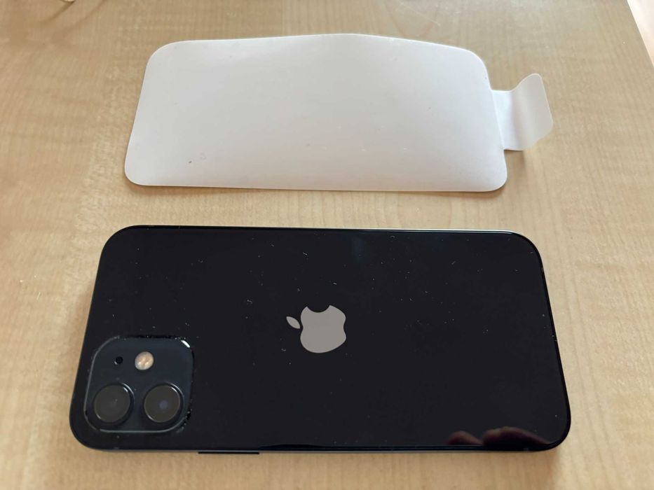 IPHONE 12 128GB - Cor Preto, excelente estado, Bateria com 88%.