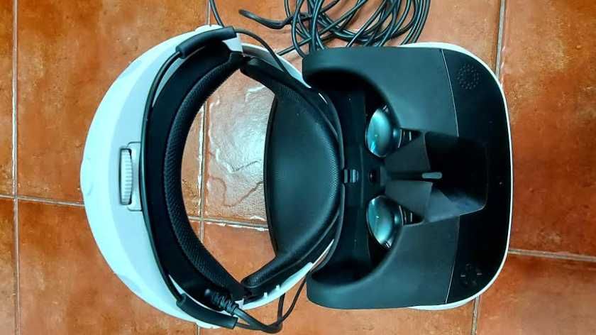 PS VR Glasses + PS VR Camera + Move Controllers64551613621123123