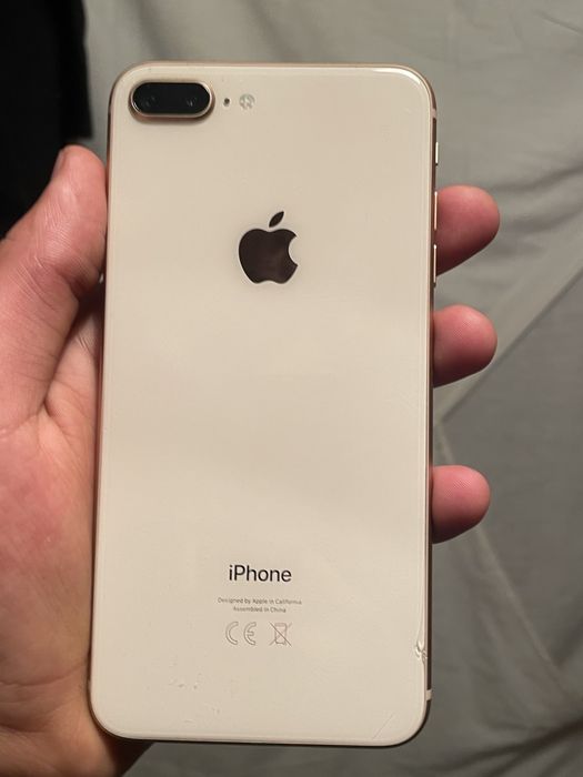 Айфон 8 плюс на 256 гб   86 %АКБ меняный но оригинальный