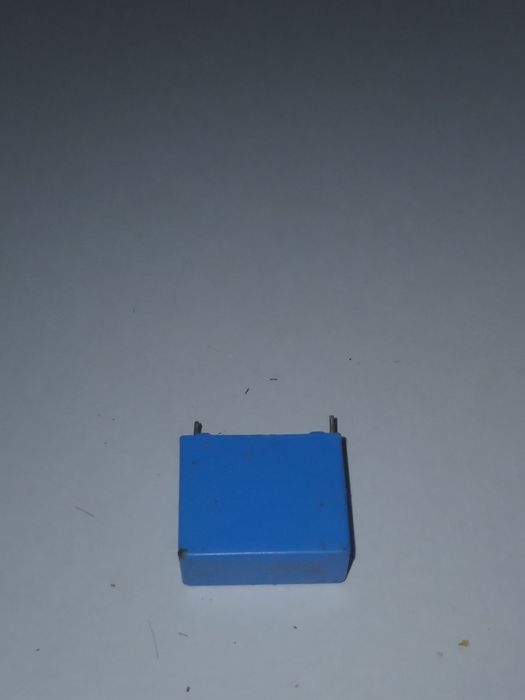 Продам пленочный конденсатор б/у.